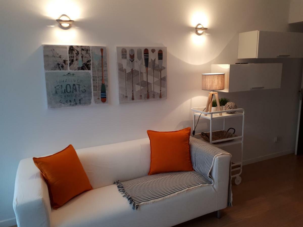 פונשל Apartamento Vista Mar E Piscina מראה חיצוני תמונה