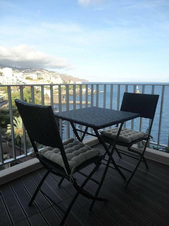 פונשל Apartamento Vista Mar E Piscina מראה חיצוני תמונה